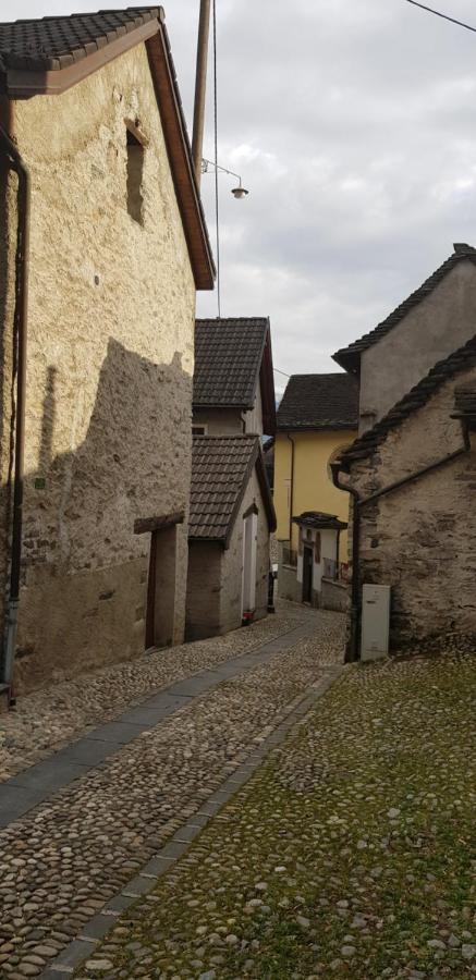 Appartamento Di Vacanza Casa Leoni Verscio ภายนอก รูปภาพ