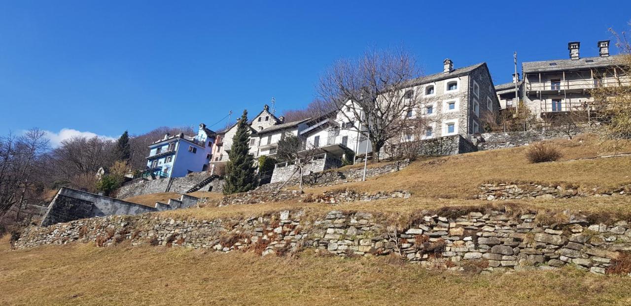 Appartamento Di Vacanza Casa Leoni Verscio ภายนอก รูปภาพ
